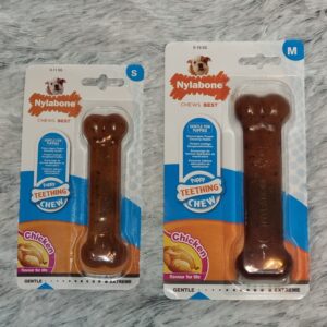 Osso da masticare Puppy Teething Chew gusto pollo - Nylabone