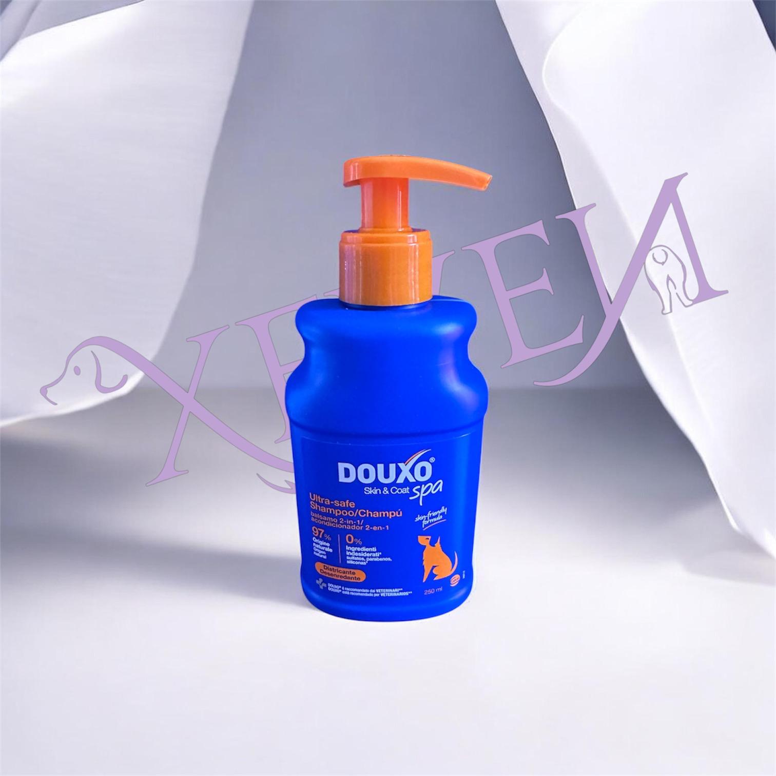 Shampoo 2 in 1 Ultra-Safe per Cani e Gatti 250 ml - DOUXO® Skin & Coat Spa