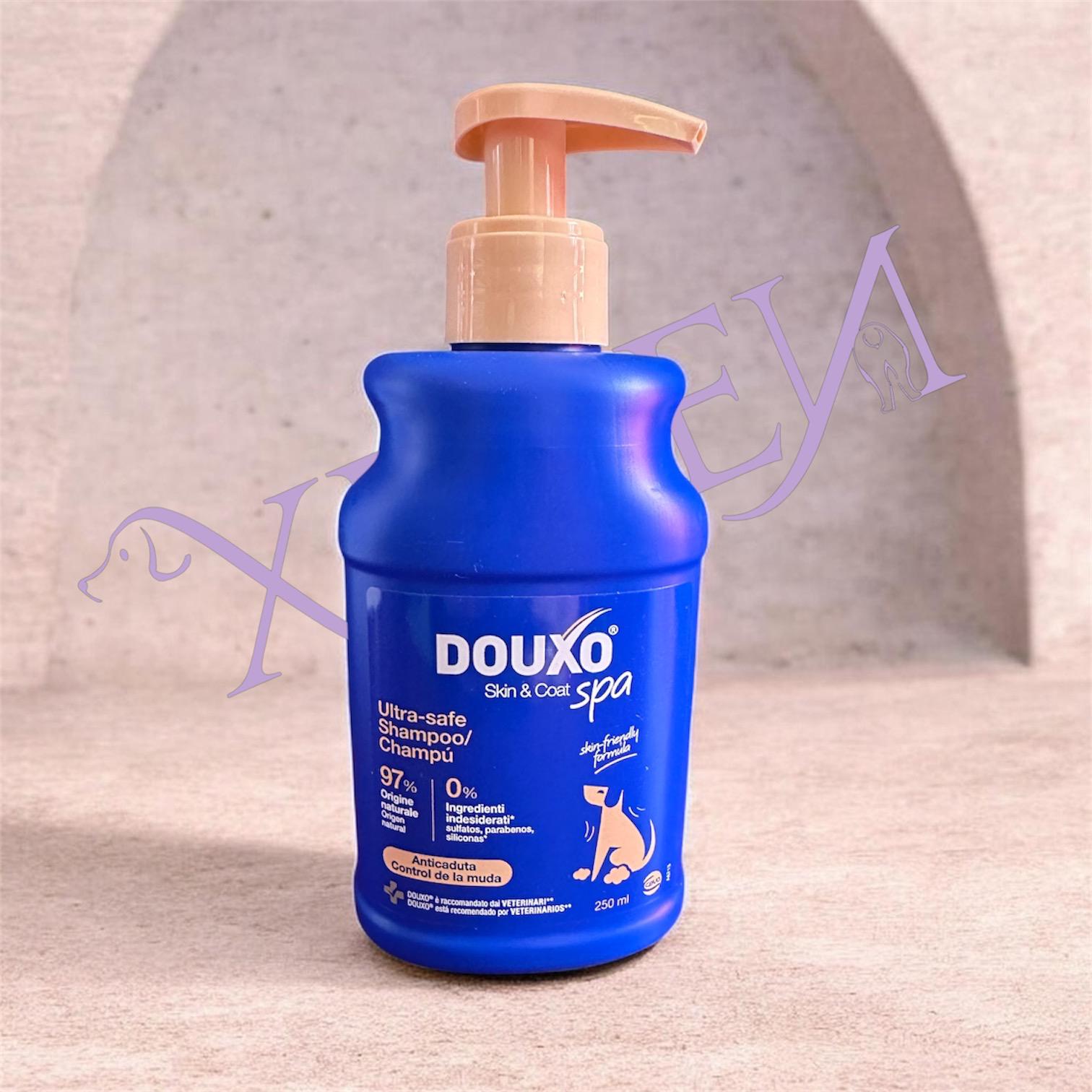 Shampoo Ultra-Safe Anticaduta per Cani e Gatti 250 ml - DOUXO® Skin & Coat Spa