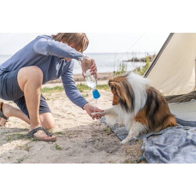 Doccia portatile per cani Attacco universale per bottiglie d’acqua - Trixie - immagine 3
